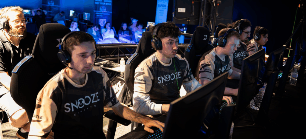 Snooze Esports Stage luxembourg League of Legends PEM Gaming Festival